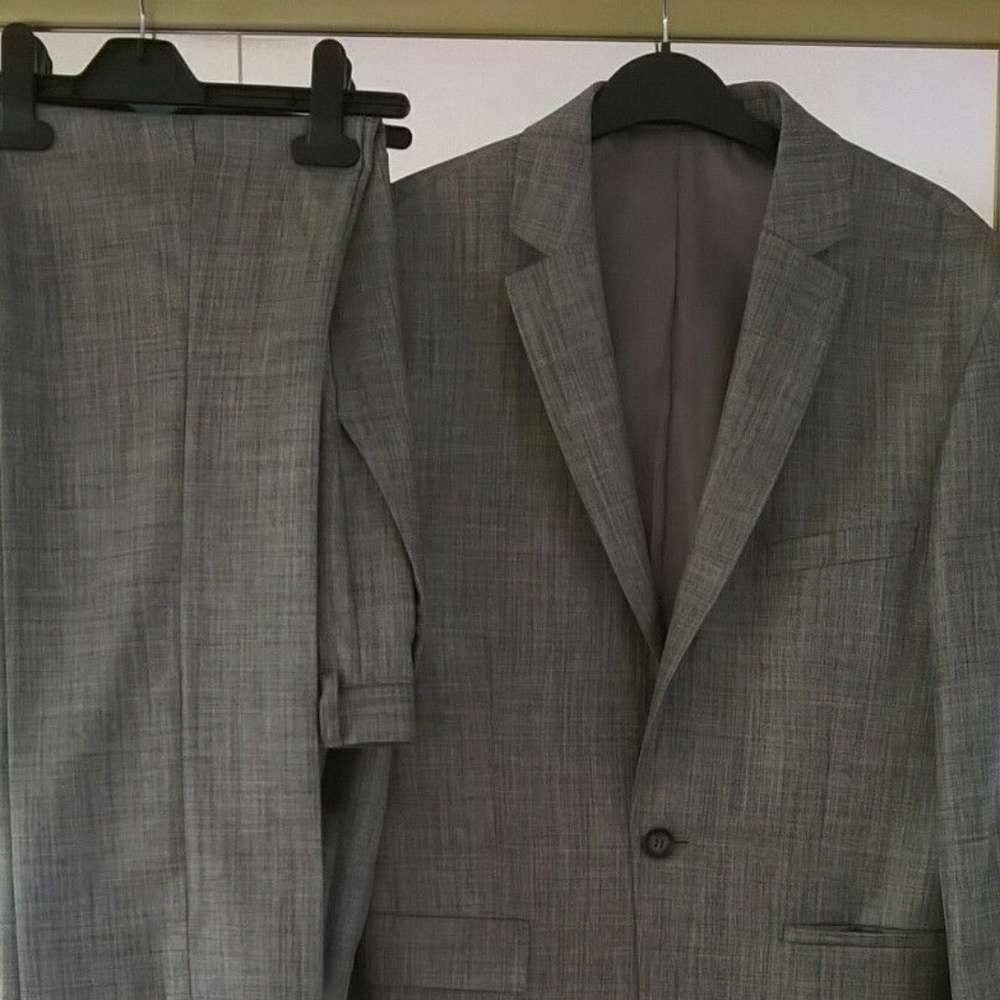 Topman Grey Sharkskin Suit